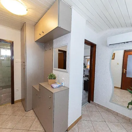 Appartamento Fuer 4 Personen Ca 80 M In Crikvenica, Adriakueste Kroatien Kvarner Bucht *